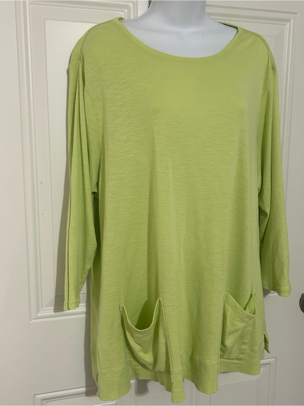 J. Jill Light Lime Relaxed Tunic with Front Pockets